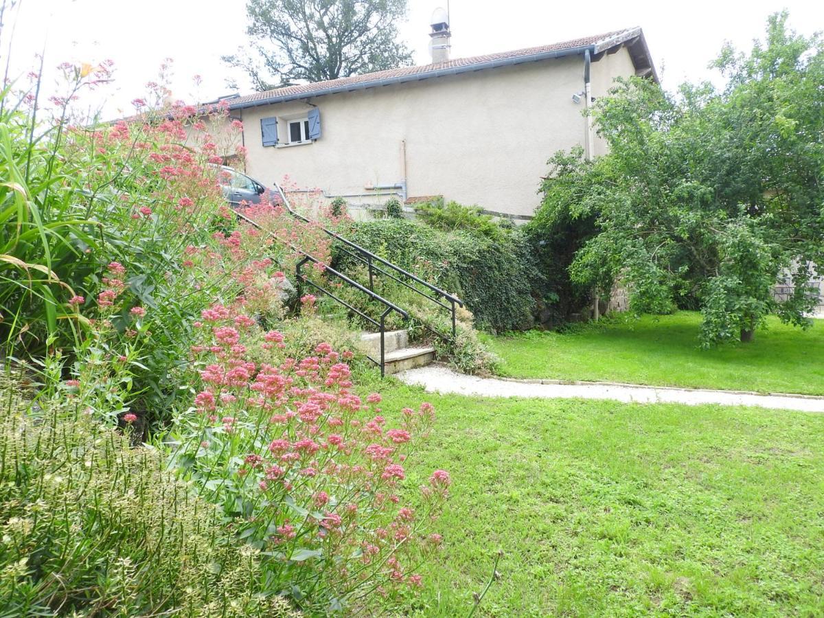 La Charmatiere Villa Haute-Rivoire Luaran gambar